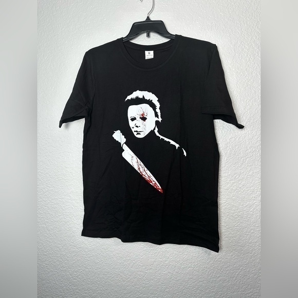 NWOT Amazon Halloween T-Shirt - Picture 2 of 5
